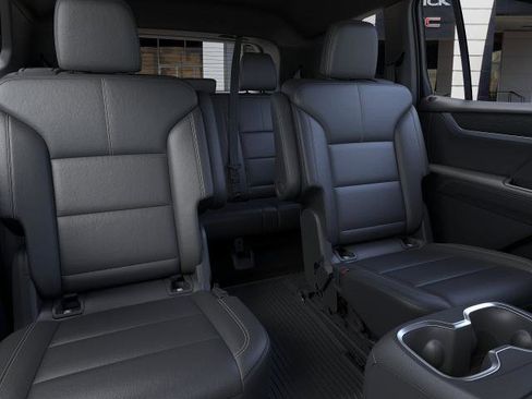 New 2026 GMC Acadia Elevation w/ Black Edition FWD image 17