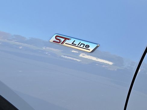 Certified 2025 Ford Escape ST-Line w/ Tech Pack #1 image 8