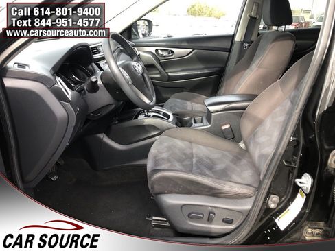 Used 2015 Nissan Rogue SV image 14