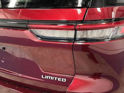 New 2026 Jeep Grand Cherokee Limited w/ Luxury Tech Group II image 33