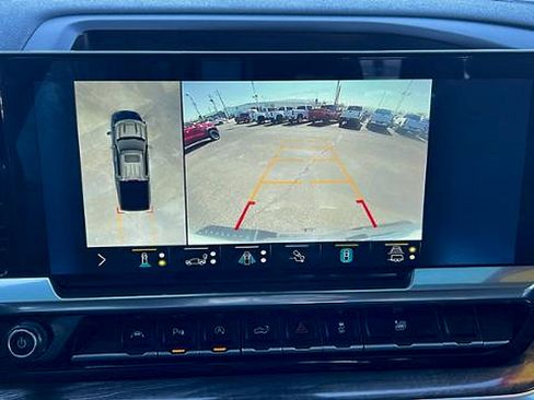 Used 2022 Chevrolet Silverado 1500 LTZ w/ Technology Package image 26