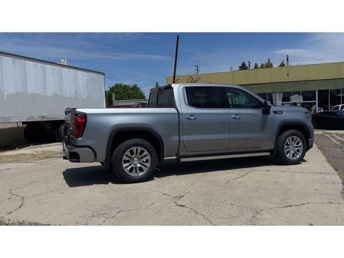 New 2026 GMC Sierra 1500 Denali w/ Technology Package AWD/4WD image 3