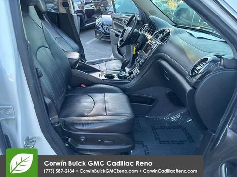 Used 2017 Buick Enclave Leather AWD/4WD image 40