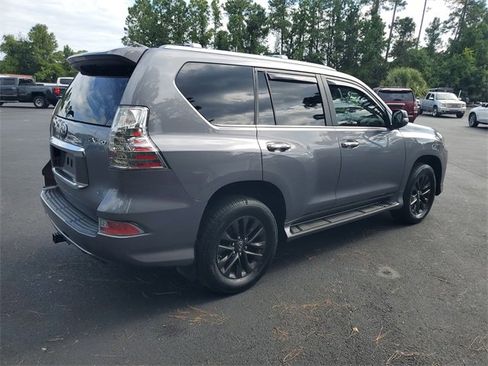 Used 2020 Lexus GX 460 Premium image 6
