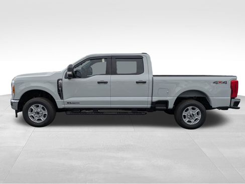 New 2026 Ford F250 XLT AWD/4WD image 9