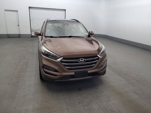 Used 2016 Hyundai Tucson Limited w/ Option Group 03 AWD/4WD image 14