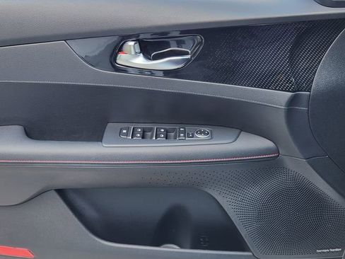 Used 2023 Kia Forte GT w/ GT2 Package FWD image 17