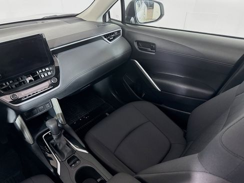 Used 2023 Toyota Corolla Cross LE w/ Moonroof Package AWD/4WD image 24