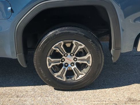 Used 2024 GMC Sierra 1500 SLT image 11