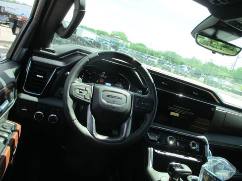 New 2026 GMC Sierra 1500 Denali Ultimate AWD/4WD image 14