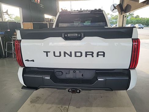 Used 2023 Toyota Tundra SR5 w/ SR5 Premium Package AWD/4WD image 4