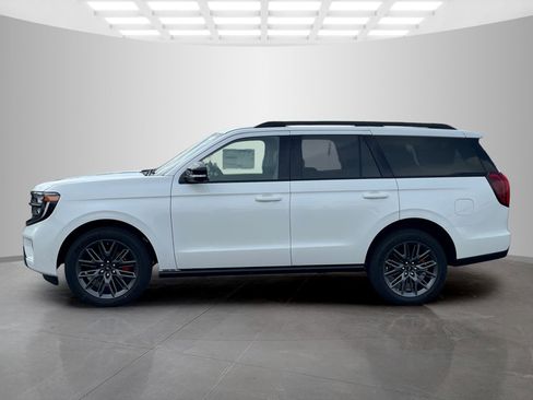New 2025 Ford Expedition Platinum image 7