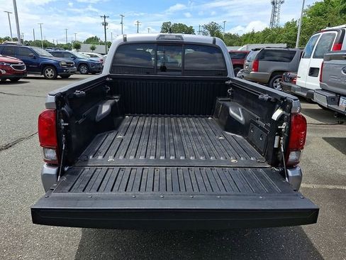 Used 2021 Toyota Tacoma SR w/ SR Convenience Package RWD image 22