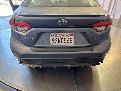 Used 2020 Toyota Corolla SE w/ Carpet Mat Package (TMS) FWD image 10