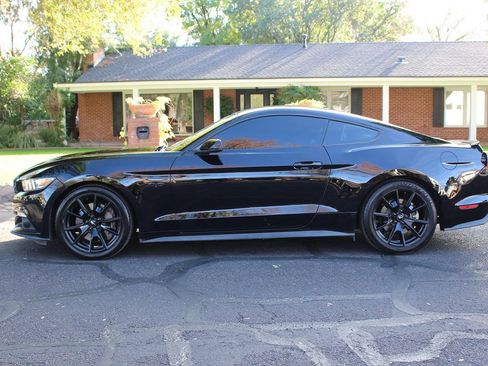 Used 2017 Ford Mustang GT Premium w/ Equipment Group 401A image 2
