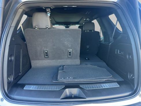 Used 2023 GMC Yukon Denali image 22