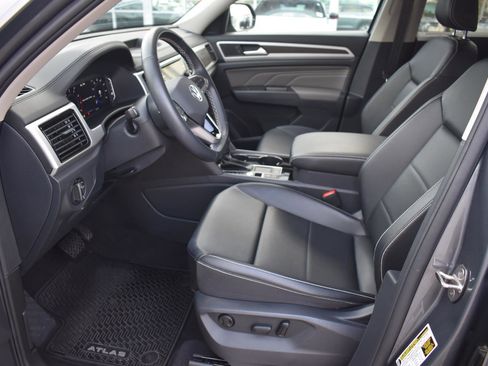 Used 2022 Volkswagen Atlas SE image 18