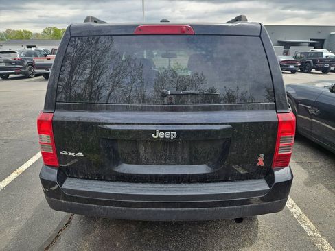 Used 2016 Jeep Patriot Sport w/ Power Value Group AWD/4WD image 6