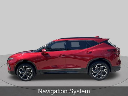 Used 2022 Chevrolet Blazer RS w/ Enhanced Convenience Package FWD image 2
