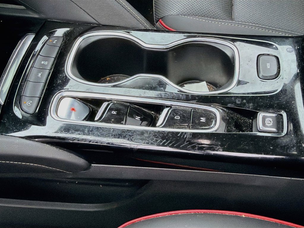 Used 2023 Buick Envision Essence w/ Sport Touring Package FWD image 18