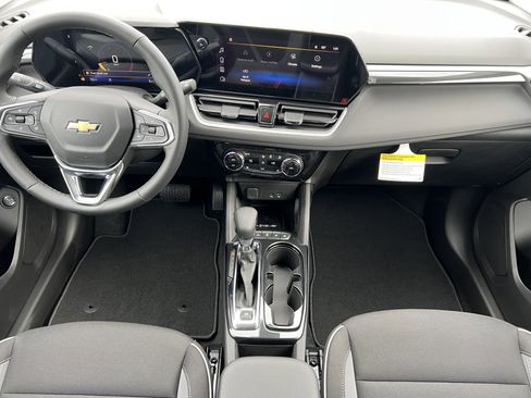 New 2026 Chevrolet TrailBlazer LT w/ Convenience Package FWD image 33