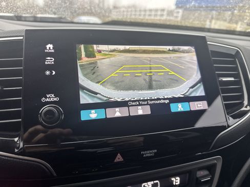 Used 2025 Honda Passport Black Edition image 22