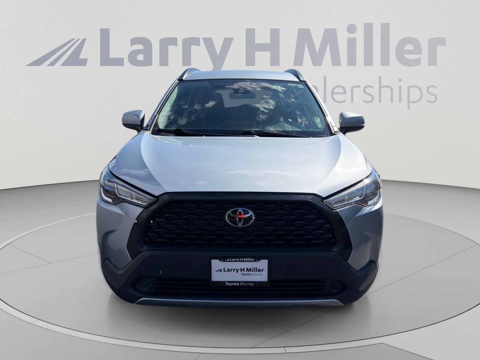 Used 2022 Toyota Corolla Cross LE AWD/4WD image 8