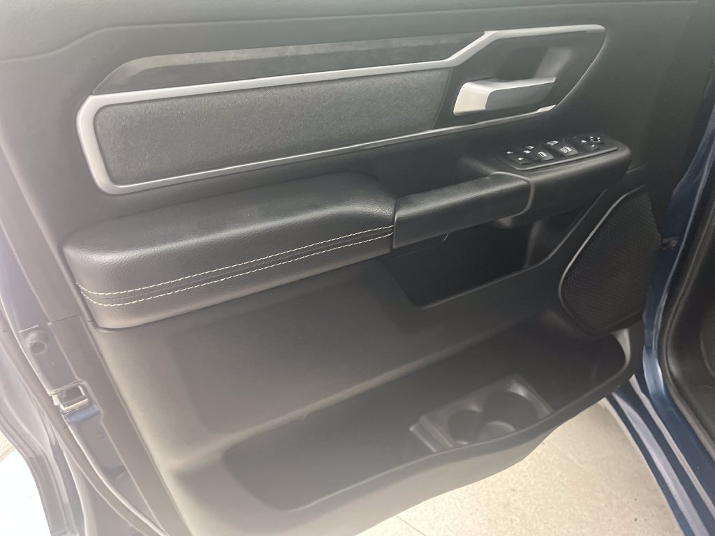Used 2021 RAM 1500 Big Horn AWD/4WD image 11