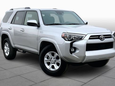 Used 2024 Toyota 4Runner SR5 image 2