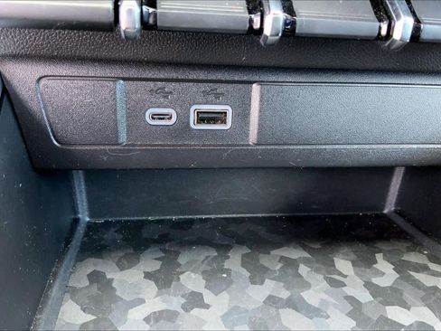 Used 2024 Chevrolet Colorado Trail Boss w/ Advanced Trailering Package image 30