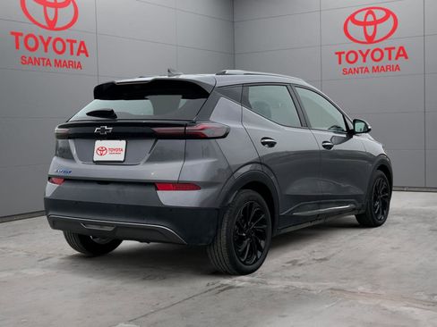 Used 2023 Chevrolet Bolt EUV Premier w/ Sun & Sound Package image 9