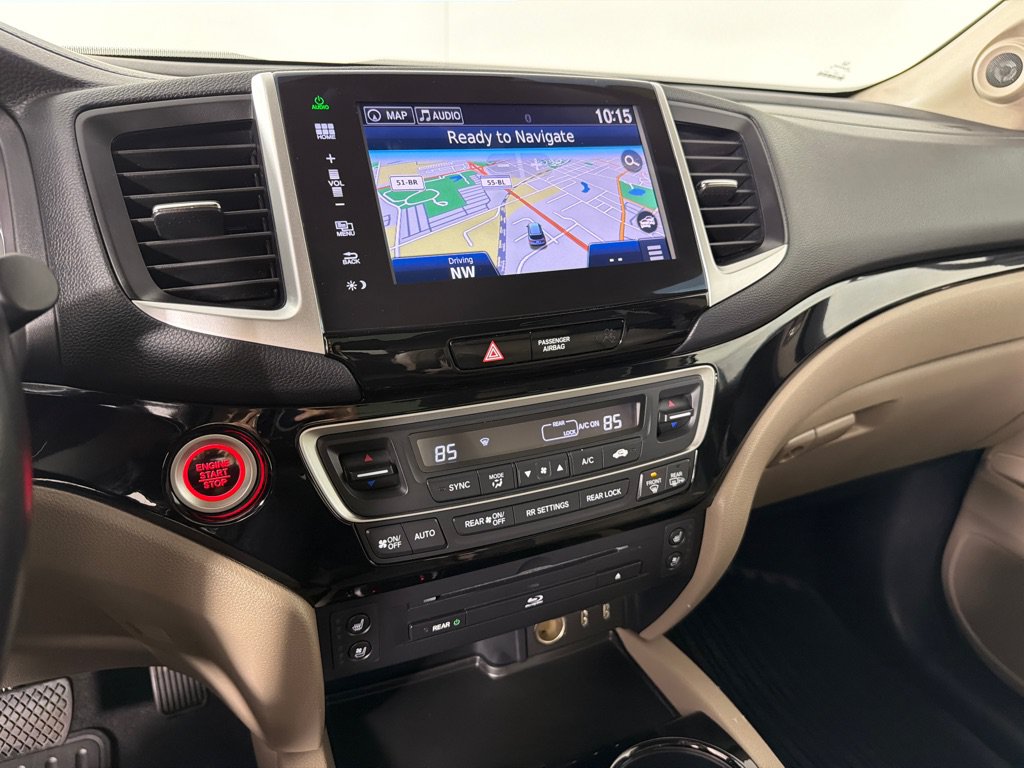 Used 2016 Honda Pilot Elite image 14