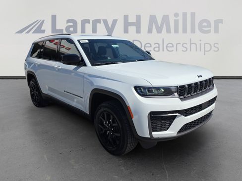 New 2026 Jeep Grand Cherokee L 4WD image 7