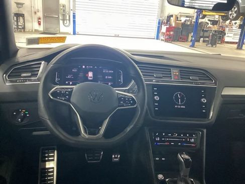Used 2024 Volkswagen Tiguan SEL R-Line AWD/4WD image 6