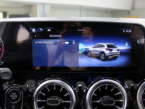 Used 2024 Mercedes-Benz GLA 250 image 25