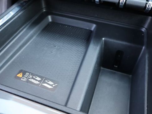 Used 2025 GMC Acadia Elevation FWD image 26