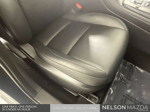 Used 2021 MAZDA CX-30 FWD 2.5 S w/ Select Package image 27