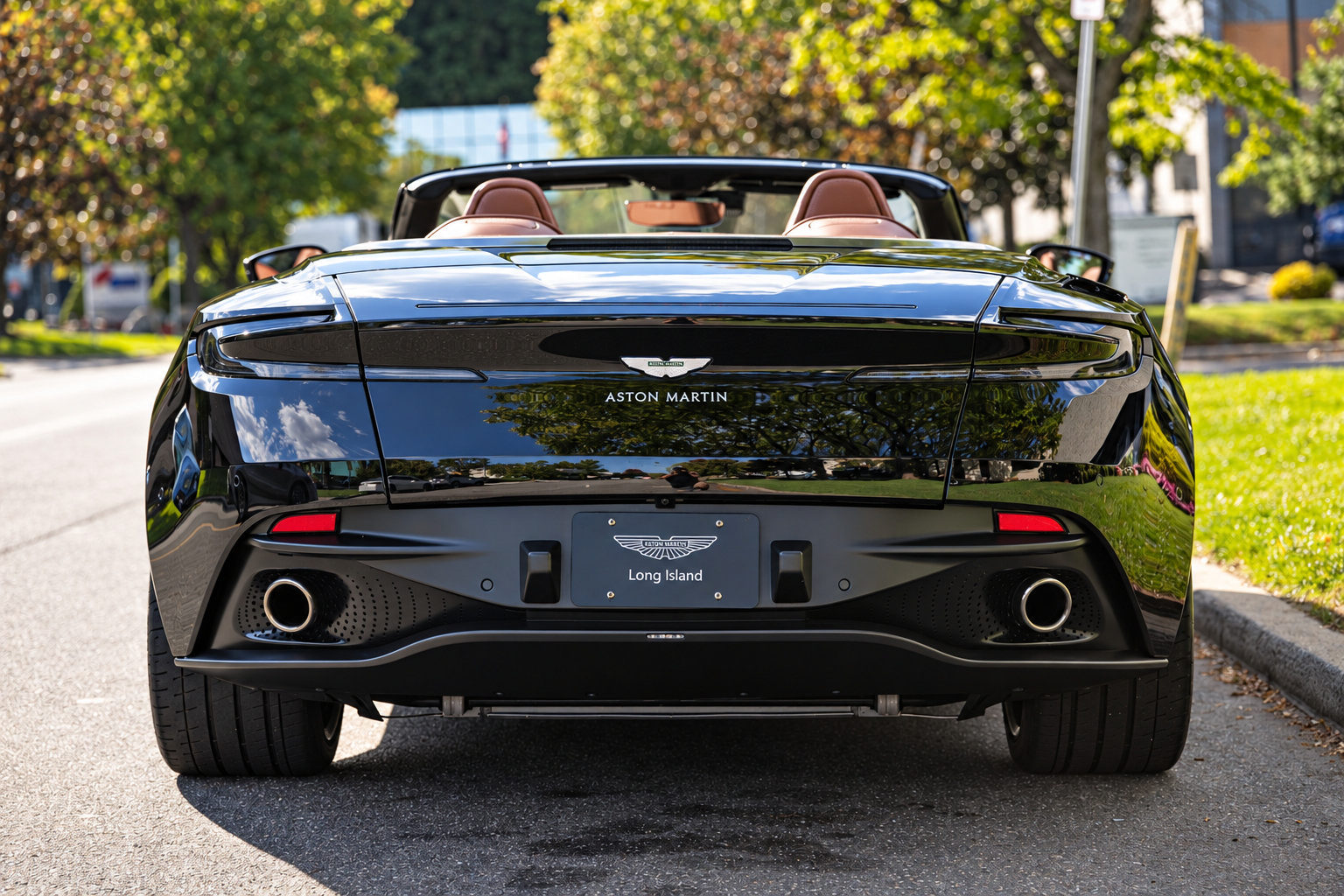 Used 2019 Aston Martin DB11 Volante RWD image 5