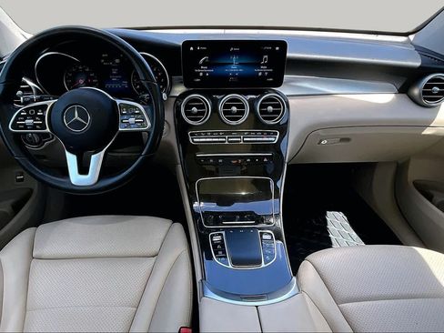 Used 2021 Mercedes-Benz GLC 300 image 16