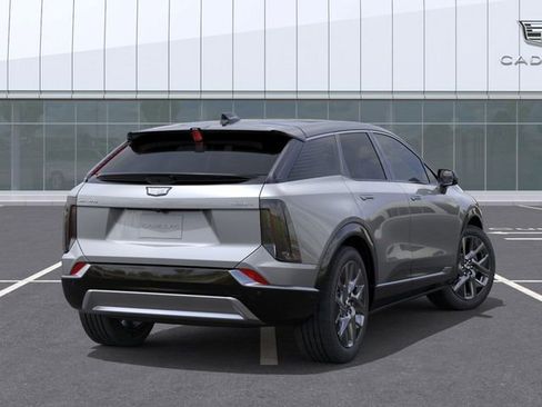 New 2025 Cadillac Optiq Luxury 1 w/ LPO, Floor Liner Package AWD/4WD image 4