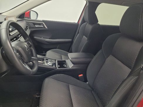 Used 2024 Mitsubishi Outlander ES FWD image 17