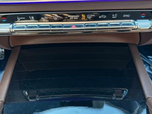 Certified 2024 Mercedes-Benz GLS 450 4MATIC image 34