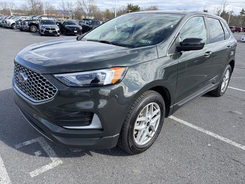 Certified 2024 Ford Edge SEL image 8