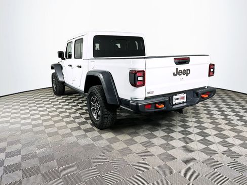 Certified 2025 Jeep Gladiator Mojave w/ Steel Bumper Group image 8