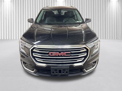 Used 2024 GMC Terrain SLT image 14