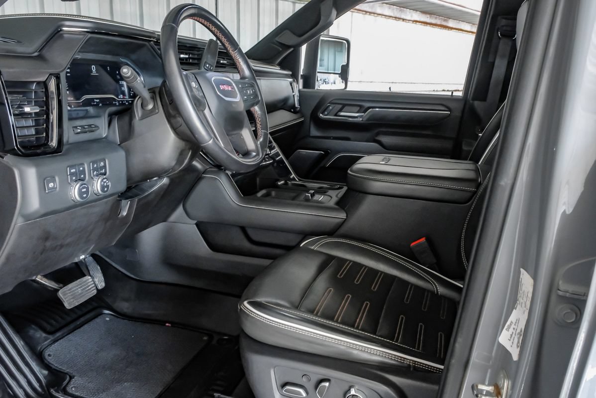 Used 2024 GMC Sierra 2500 AT4X AWD/4WD image 15