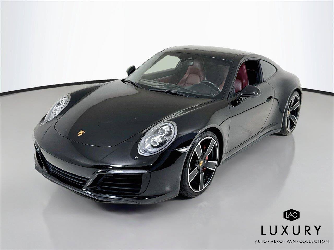 Used 2017 Porsche 911 Carrera 4S AWD/4WD image 3