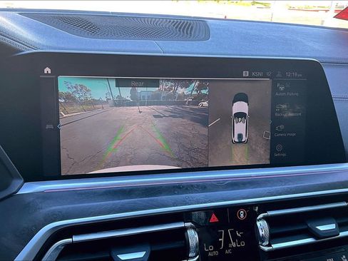 Used 2022 BMW X5 xDrive45e w/ M Sport Package image 10