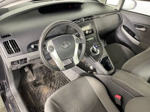 Used 2011 Toyota Prius Two image 3