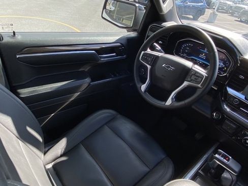 Used 2024 Chevrolet Silverado 1500 LT Trail Boss w/ Convenience Package II image 25